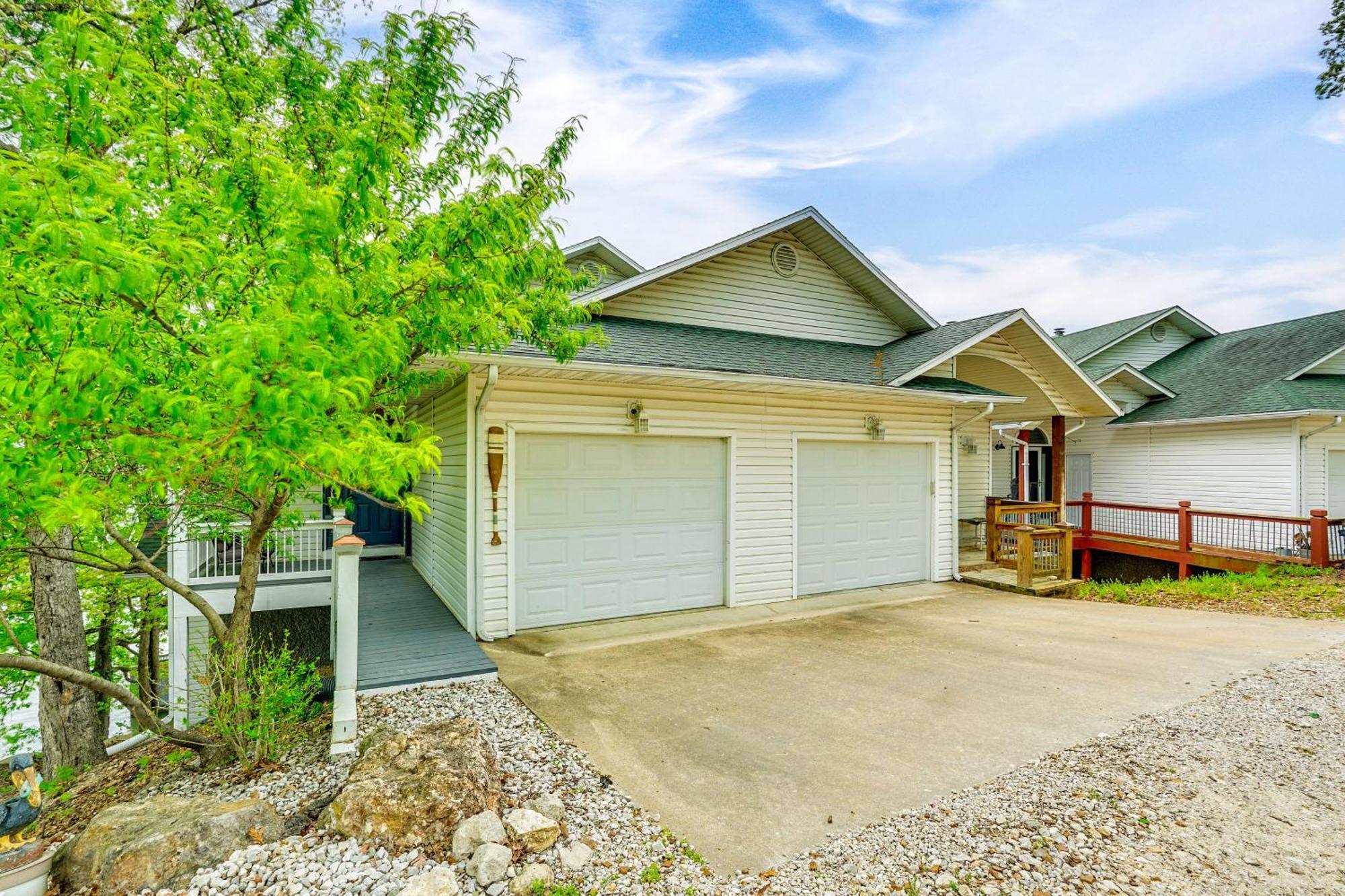 Townhouse With Shared Dock On Lake Of The Ozarks! Εξωτερικό φωτογραφία